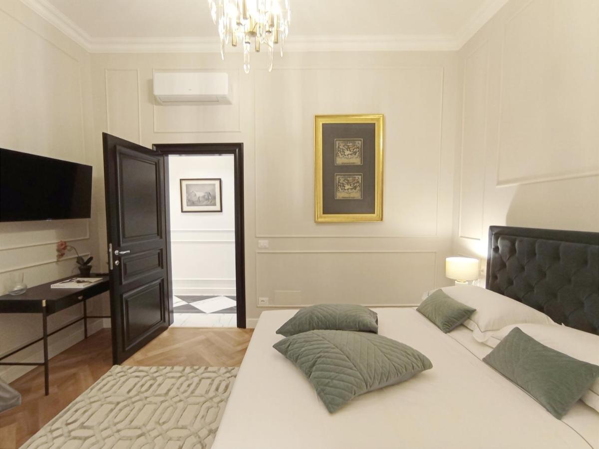 The Buckley Firenze